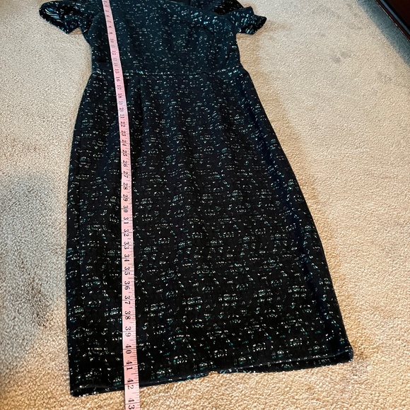 Maggy London Cap Sleeve Dress Unique Neckline Size 6 - Picture 13 of 14